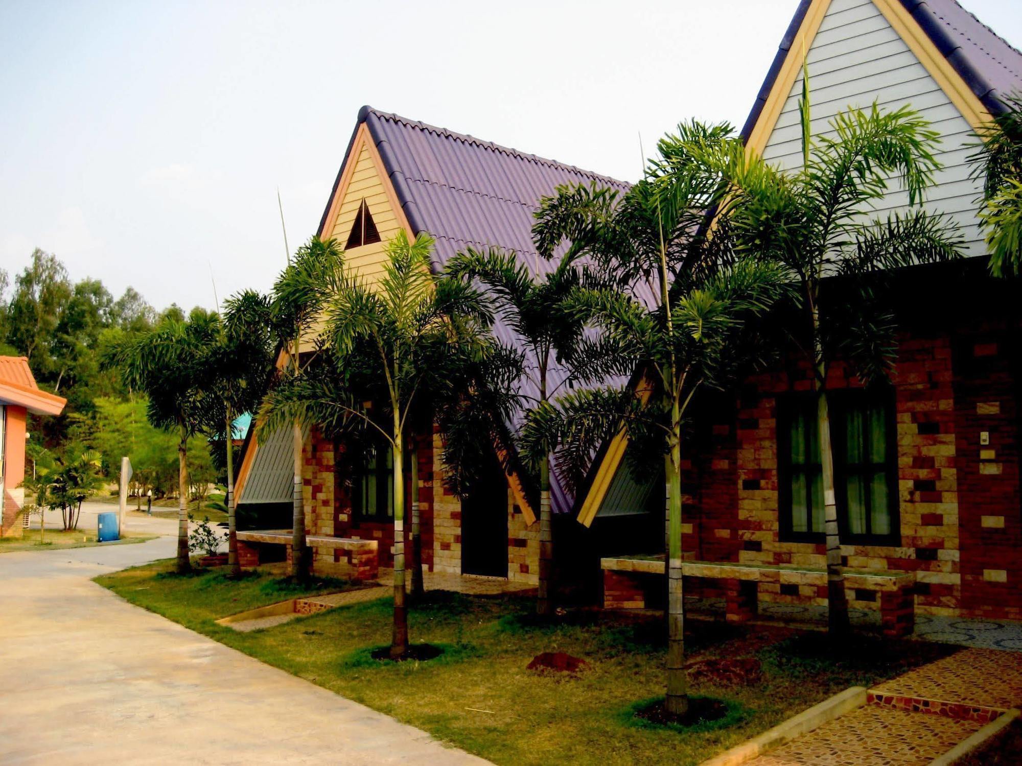 Hiso Resort 우돈타니 외부 사진